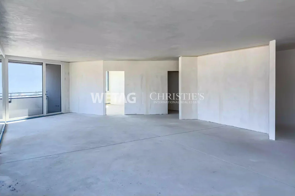 In Lugano steht ein modernes, im Rohbau befindliches Penthouse mit Blick über die Stadt & den See zum Verkauf – Foto 7 von 11