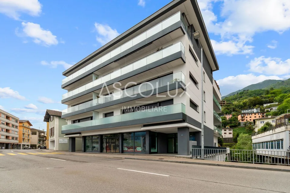 Appartamento 2.5 locali con ampia terrazza | 2.5 Zimmer-Wohnung mit...