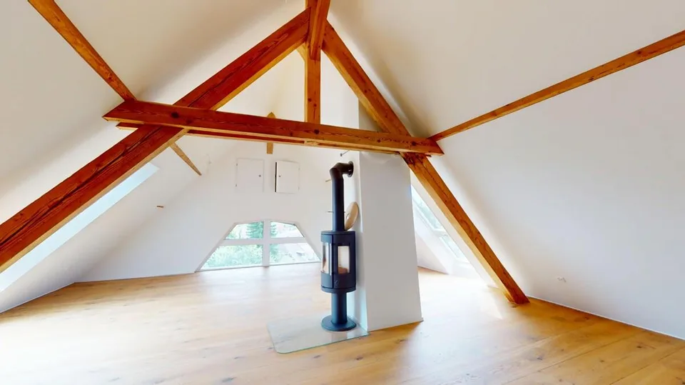 Bauernhaus mit modernem (Gewerbe-)Anbau – Foto 21 von 23