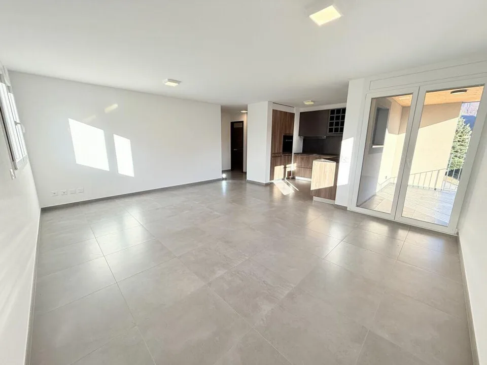 Apartment of 4.5 rooms of medium/high standard in a building with only 3 residential units – photo 6 of 12