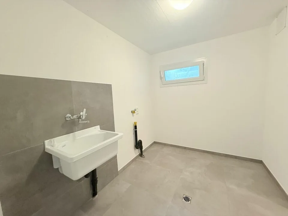 Apartment of 4.5 rooms of medium/high standard in a building with only 3 residential units – photo 12 of 12