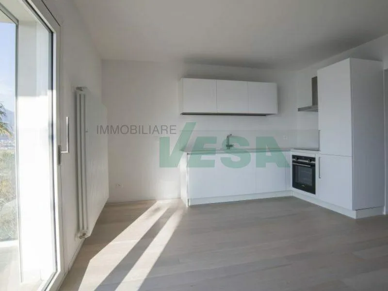 Elegante appartamento monolocale con magnifica vista lago – foto 6 di 20
