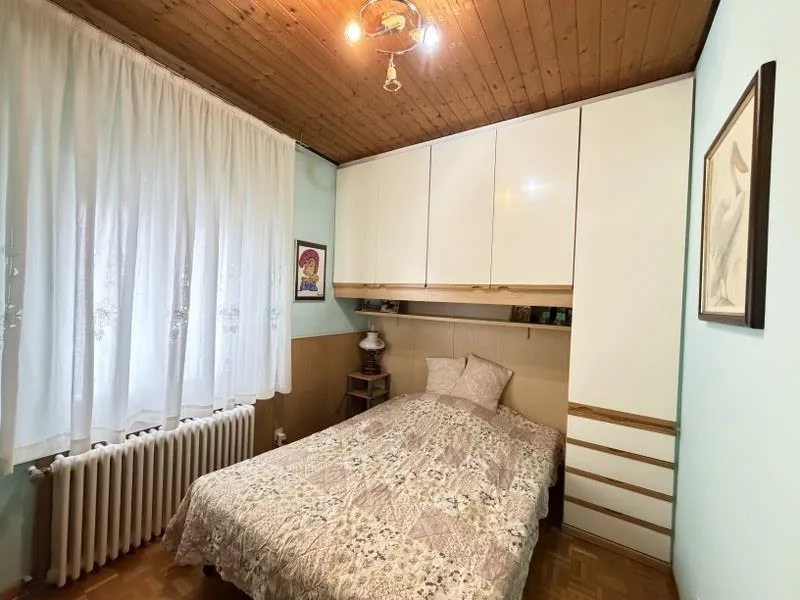 APPARTAMENTO 3.5 LOCALI CON GIARDINO A DUE PASSI DAL LAGO – foto 9 di 13