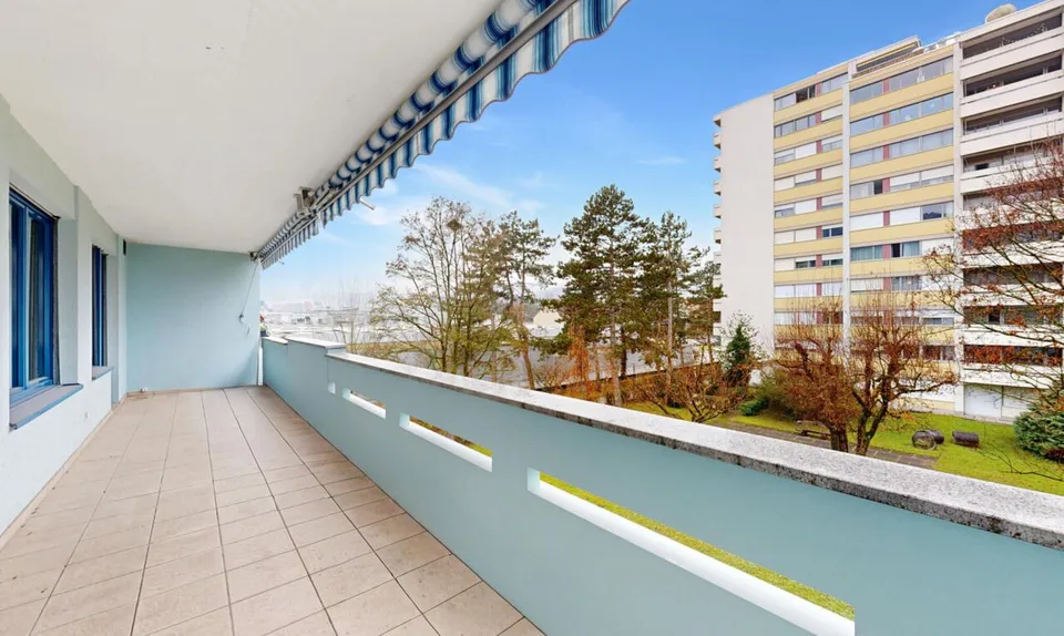 Appartement lumineux de 4,5 pièces avec beaucoup d'espace et de confort à Füllinsdorf