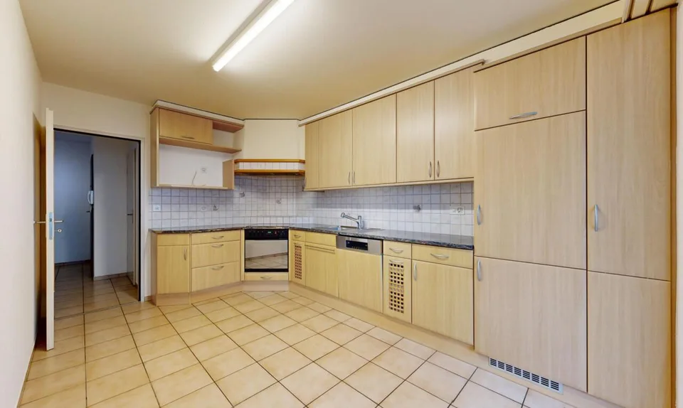 Appartement lumineux de 4,5 pièces avec beaucoup d'espace et de confort à Füllinsdorf