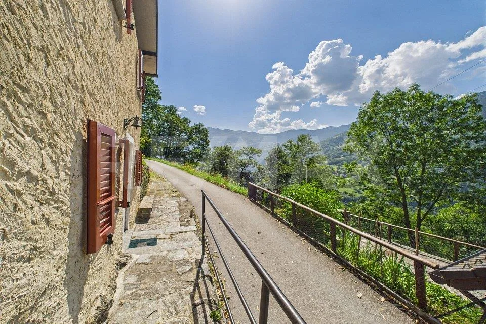 Affascinante rustico con vista panoramica – Foto 8 von 12