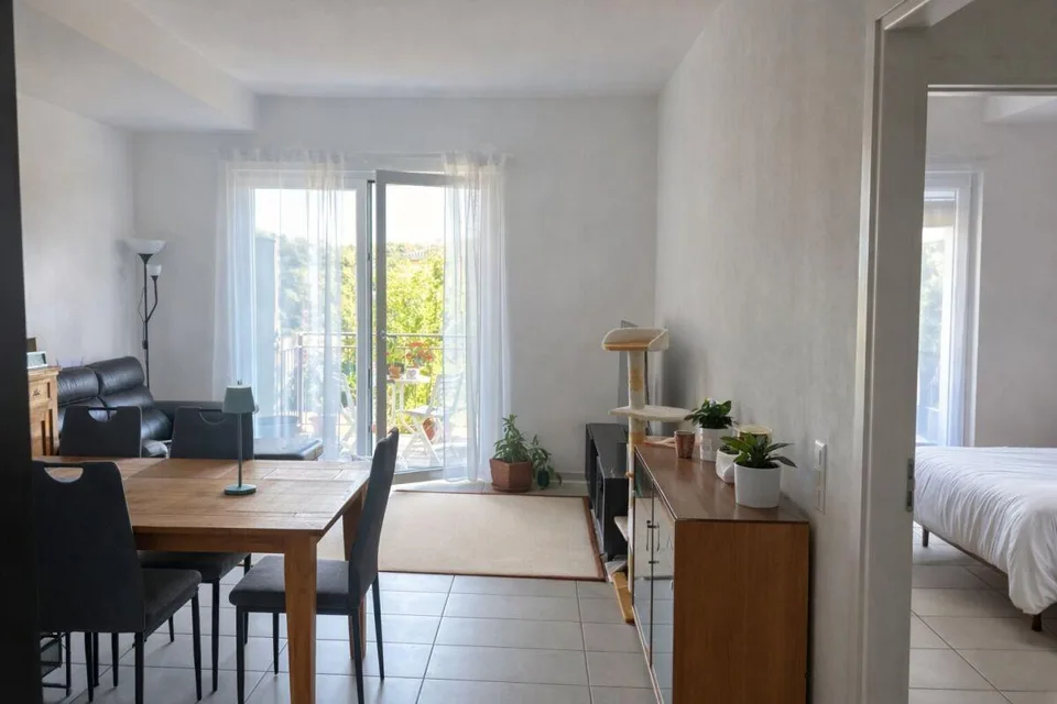 Appartamento moderno con balcone