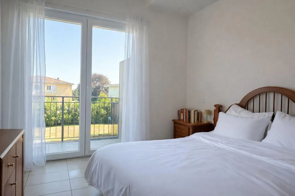 Modernes Apartment mit Balkon – Foto 7 von 8