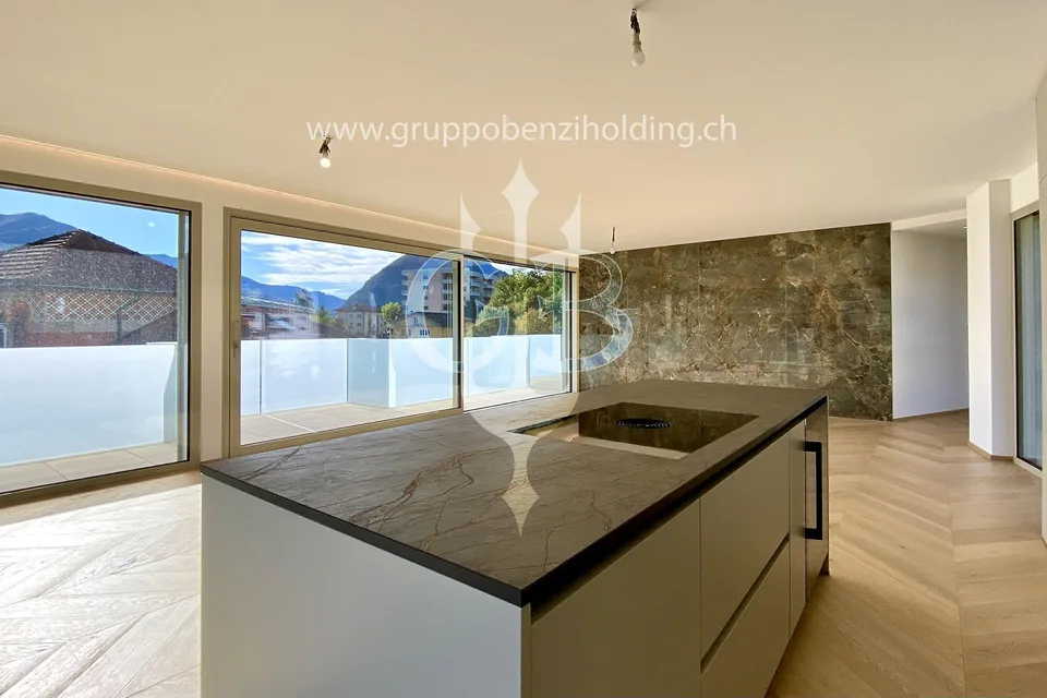 DIRETTAMENTE DAL PROMOTORE - Attico di nuova costruzione con vista lago e roof-top – foto 6 di 27