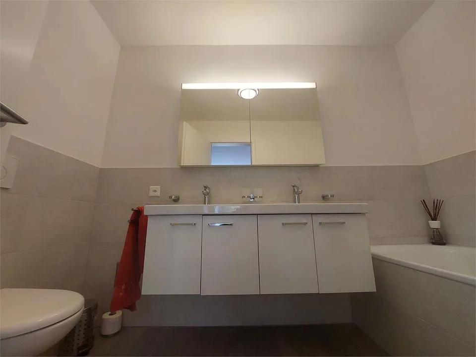 2374_Grand appartement 3.5 pièces avec jardin privé à Barbengo – photo 10 sur 13