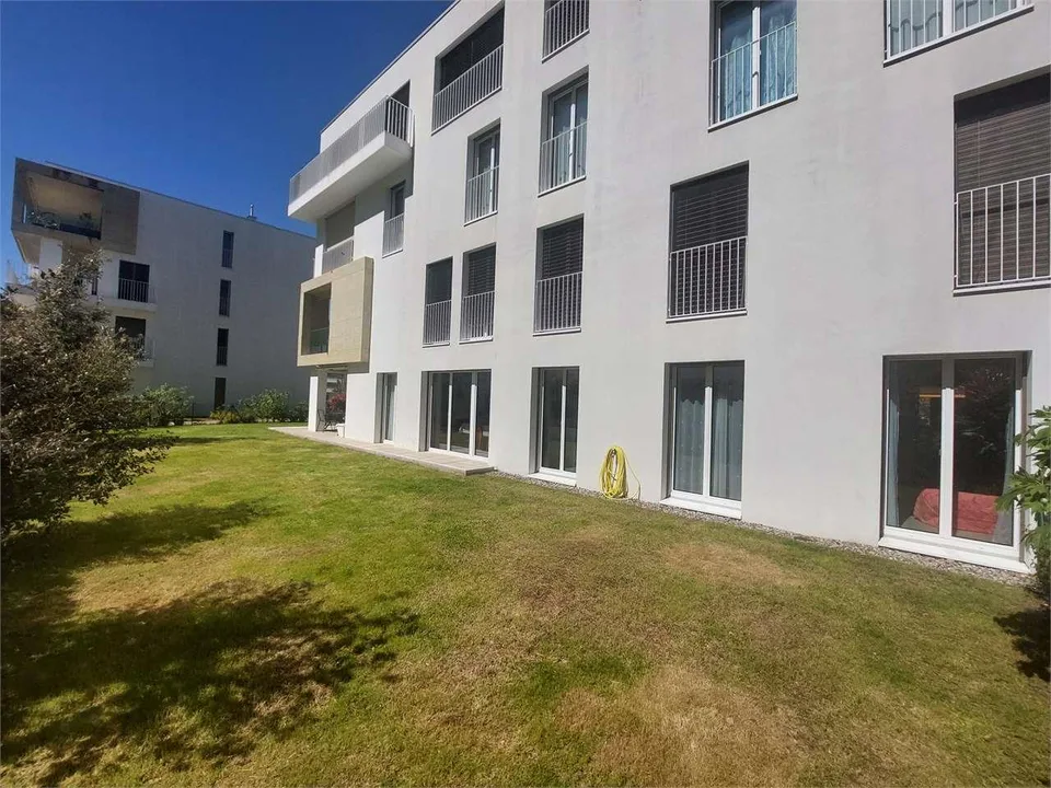 2374_Großes 3.5-Zimmer-Wohnung mit privatem Garten in Barbengo