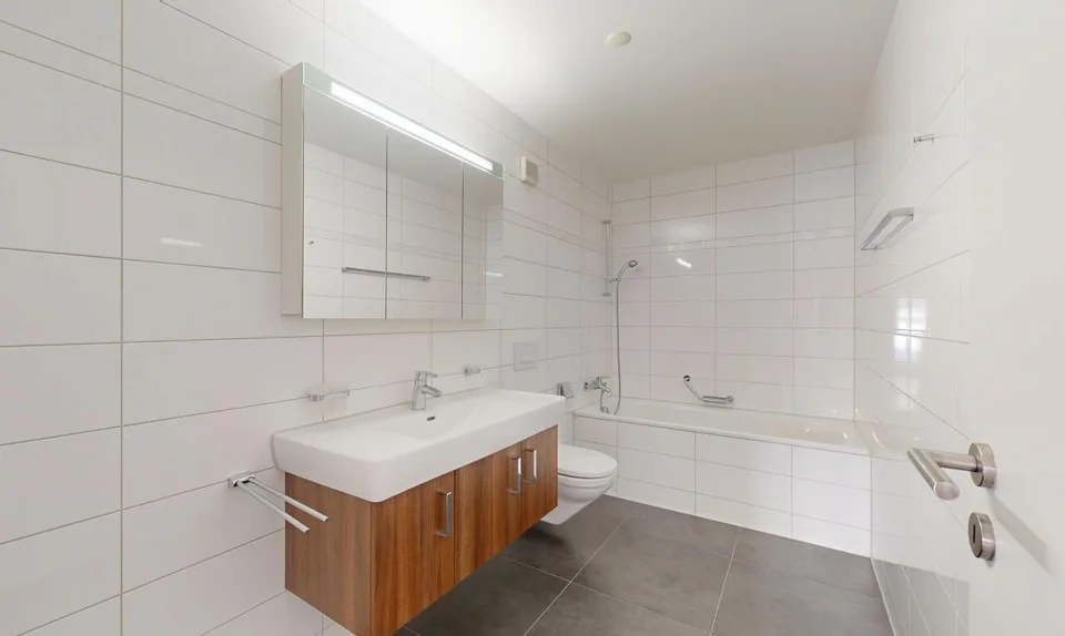 Appartement rénové avec vue sur le lac! – photo 10 sur 18
