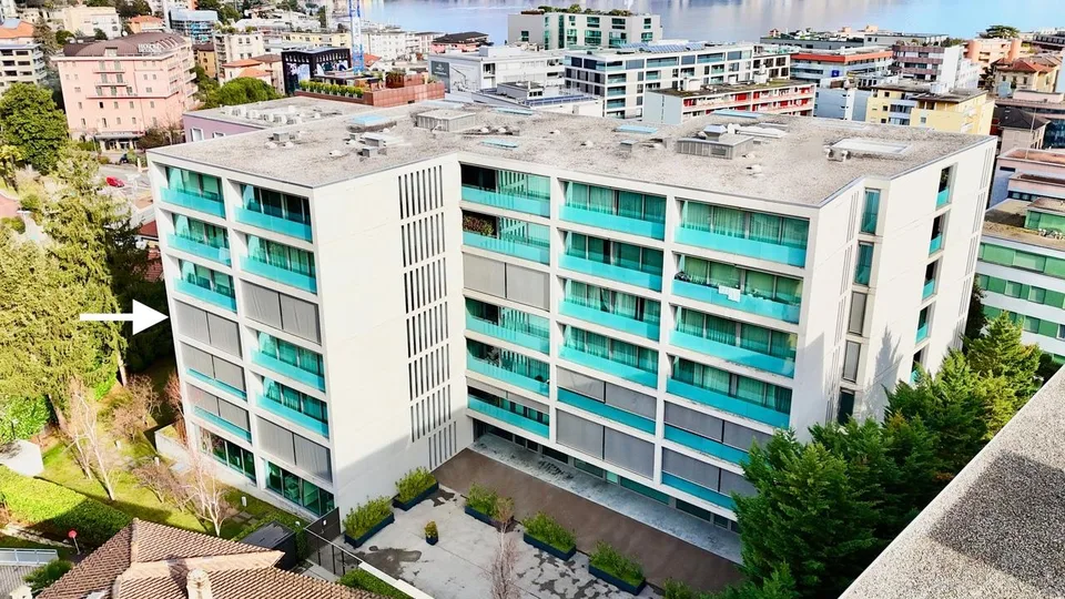 Appartamento di Pregio a Pochi Minuti dal Centro e Lungolago