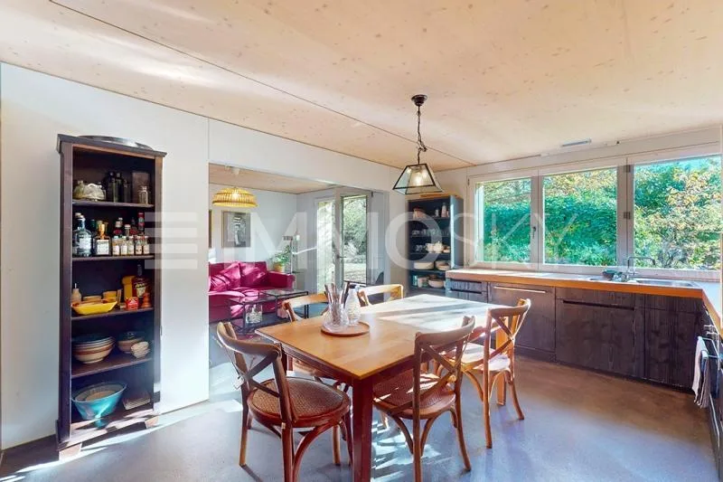 RESERVIERT - Architekten-Villa mit unabhängiger Wohnung