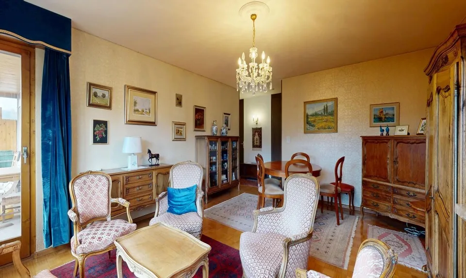 Prachtiges 4.5-Zimmer-Wohnung mit Südausrichtung und Panoramablick