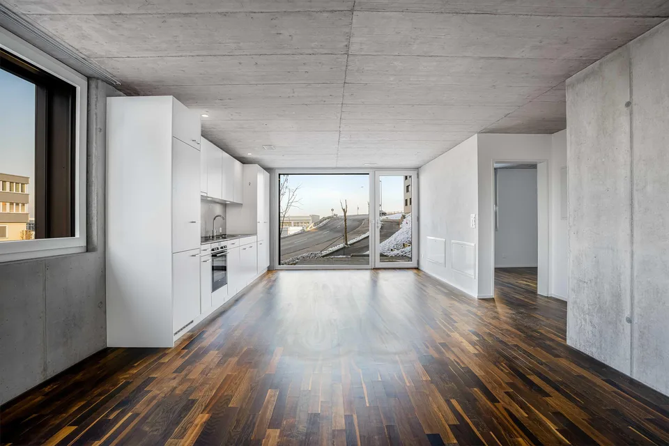 Appartement lumineux 2.5 pièces avec cuisine moderne et espace de séjour privé