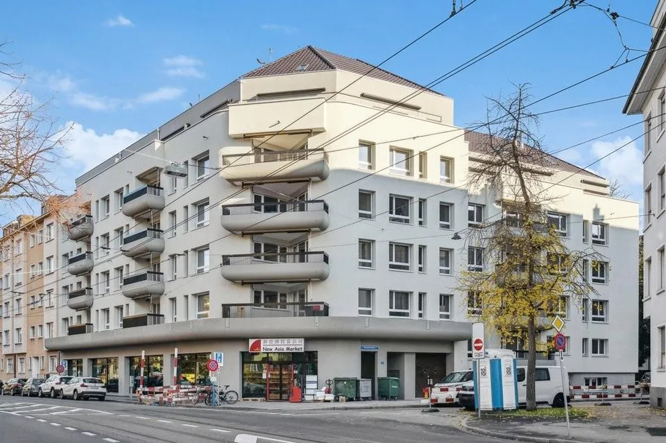 Exklusive Attikawohnung nahe Rhein mit grosszügiger Terrasse