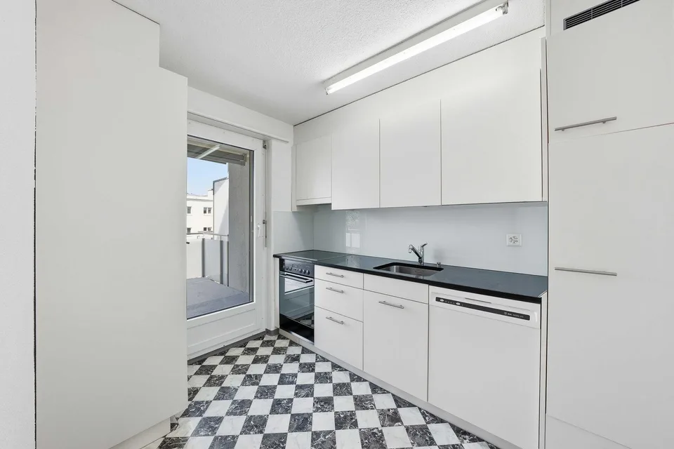 3.5-Room Apartment