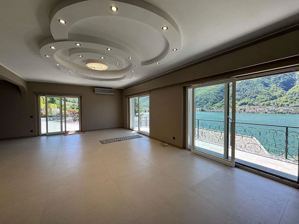 Villa mit Pool
