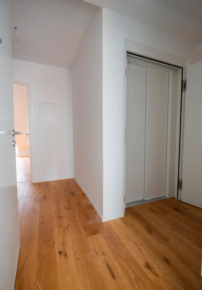 Abitazione in attico esclusiva con ascensore privato e terrazza panoramica – Prima occupazione dopo ristrutturazione di base