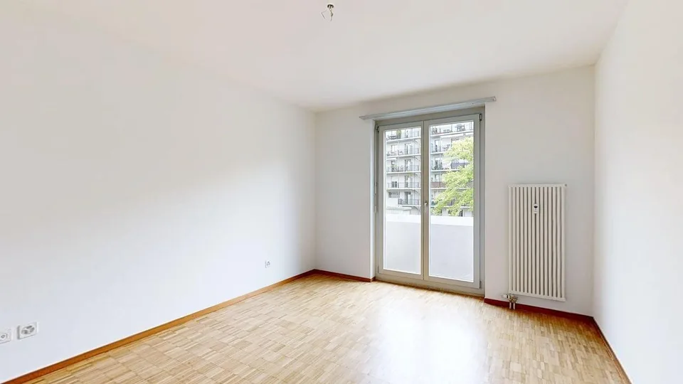 Ora beneficiate: Felicità abitativa moderna con balcone – foto 7 di 9