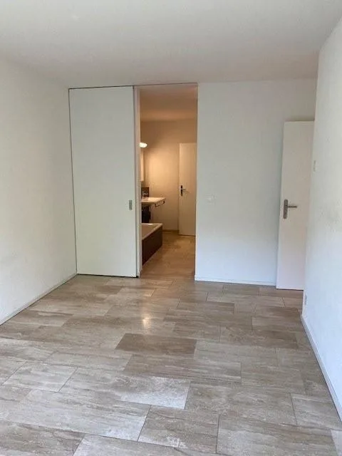 Familienfreundliche 4,5-Zimmerwohnung mit Balkon – photo 7 sur 8