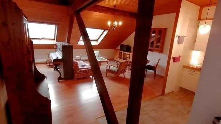 2½ ZIMMER-DACHWOHNUNG IN BASEL - ISELIN, MÖBLIERT