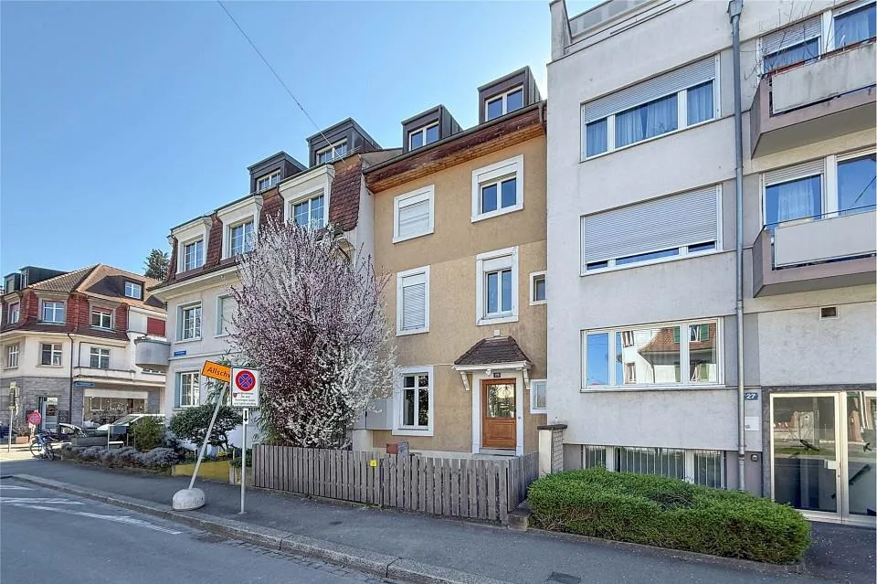 Sehr viel Platz, tolle Lage, bewohnbar und rasch verfügbar