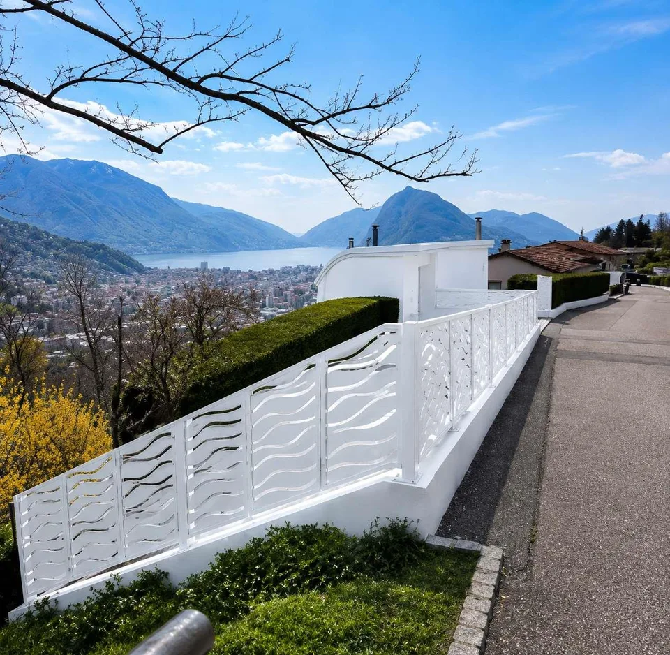 Lugano - Villa prestigieuse avec vue sur le lac et espaces extérieurs raffinés