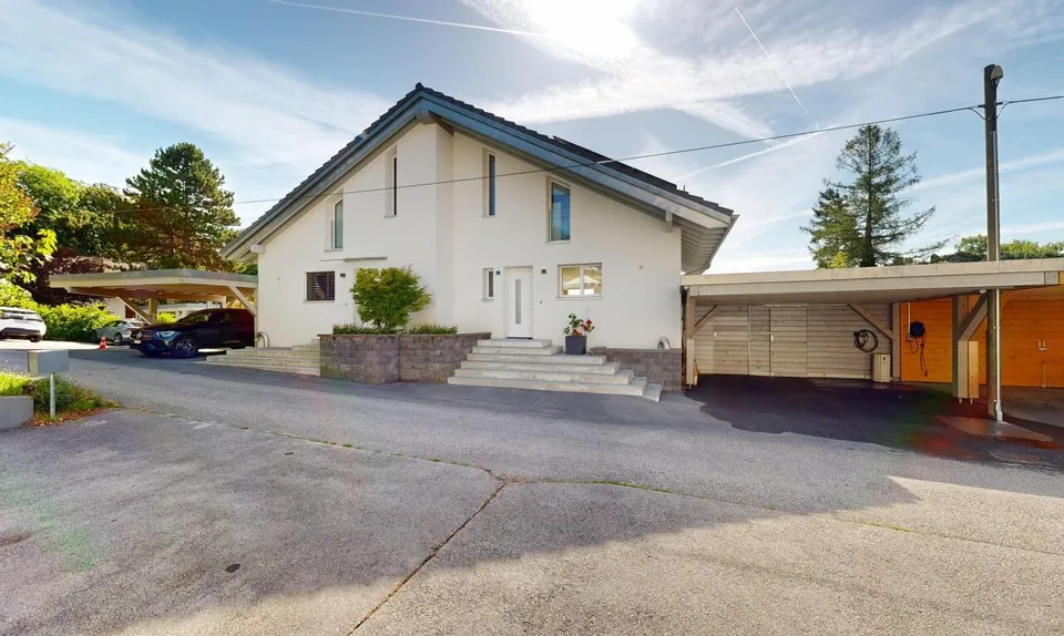 Maison vue lac et montagnes – 4.5 pièces, jardin et exposition sud