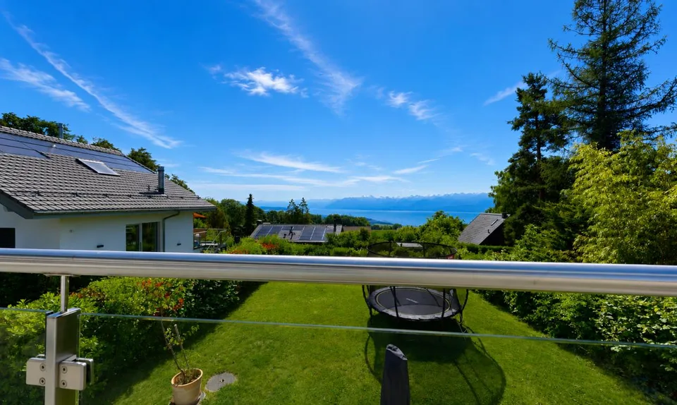 Maison vue lac et montagnes – 4.5 pièces, jardin et exposition sud
