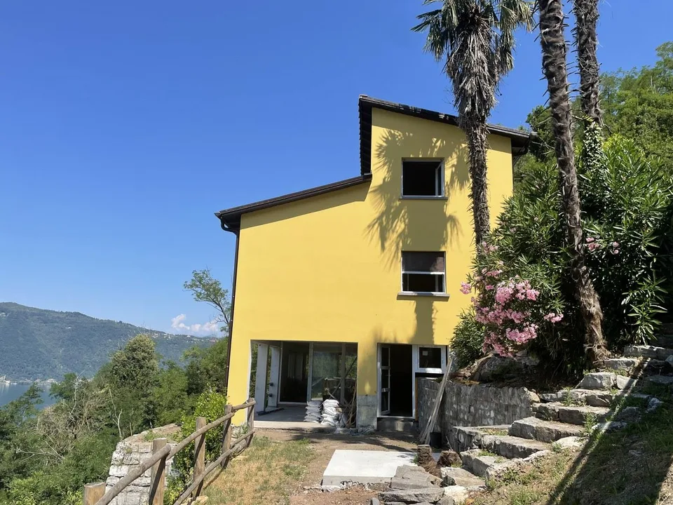 CASA UNIFAMILIARE CON VISTA PANORAMICA