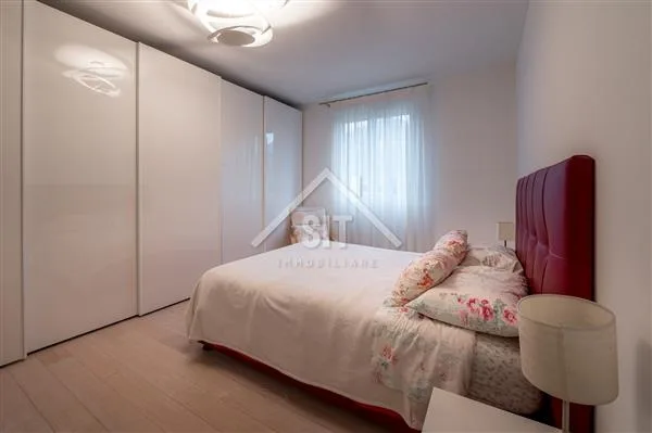 Lugano: Appartement duplex en attique 4.5 pièces