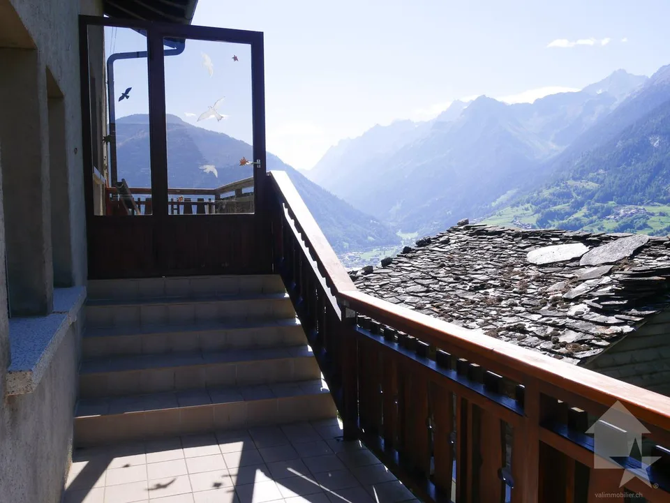 Grande casa familiare con enorme potenziale a La Rosière