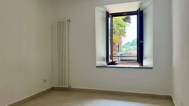 Maison de nucleo entièrement rénovée exclusive