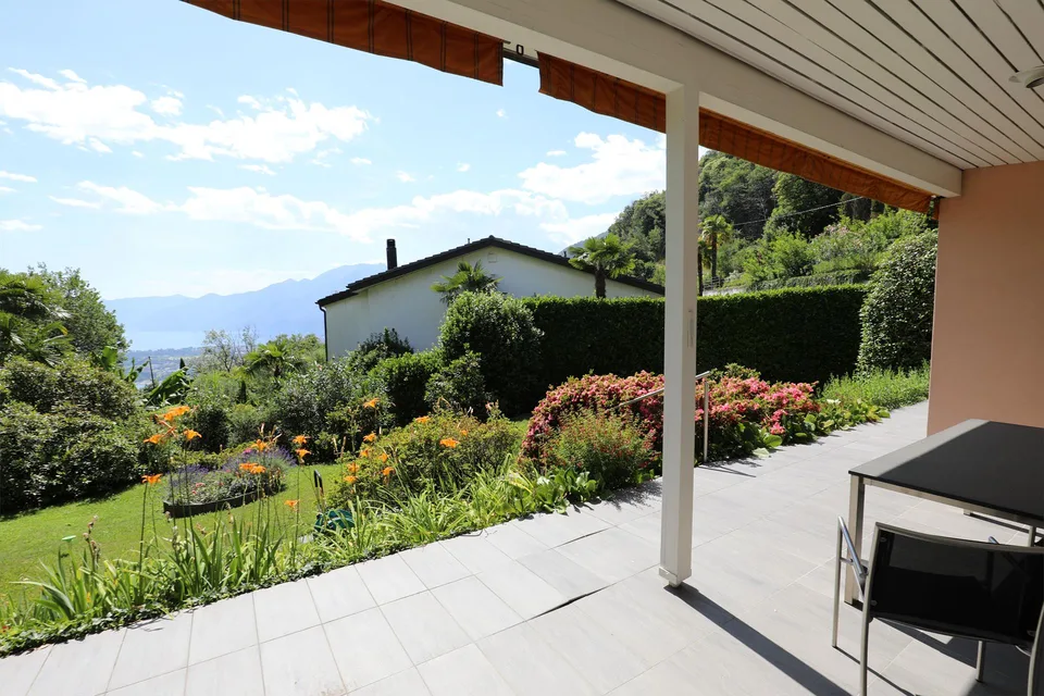 Casa familiare affascinante in una posizione soleggiata a Brione s. Minusio