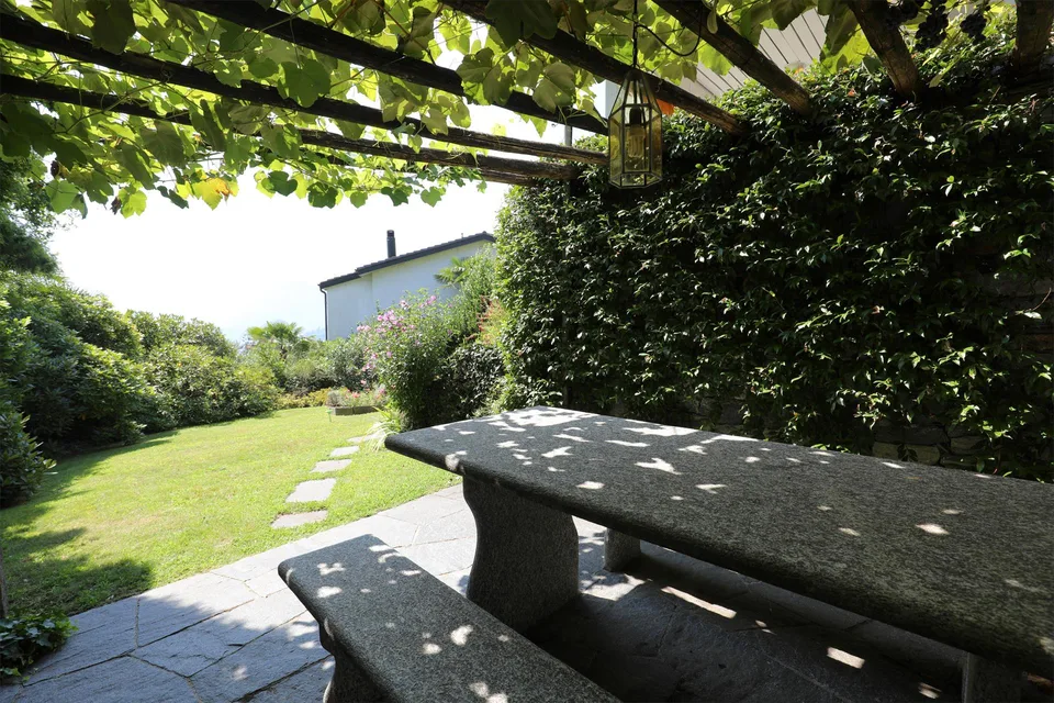 Charmantes Einfamilienhaus in einer sonnigen Lage in Brione s. Minusio – Foto 16 von 20