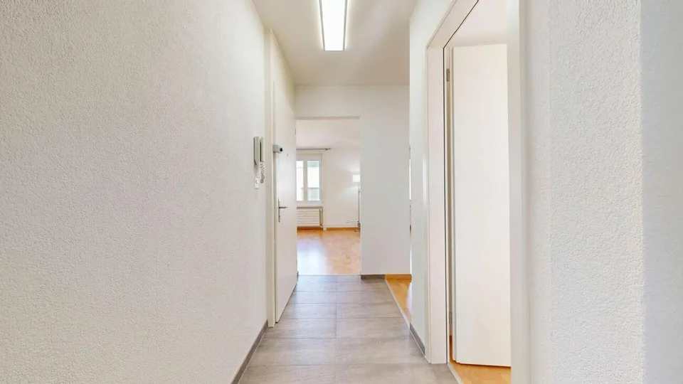 Appartamento di 3,5 locali attualmente realizzato come appartamento di 2,5 locali in una posizione ideale nel cuore di Kleinbasel
