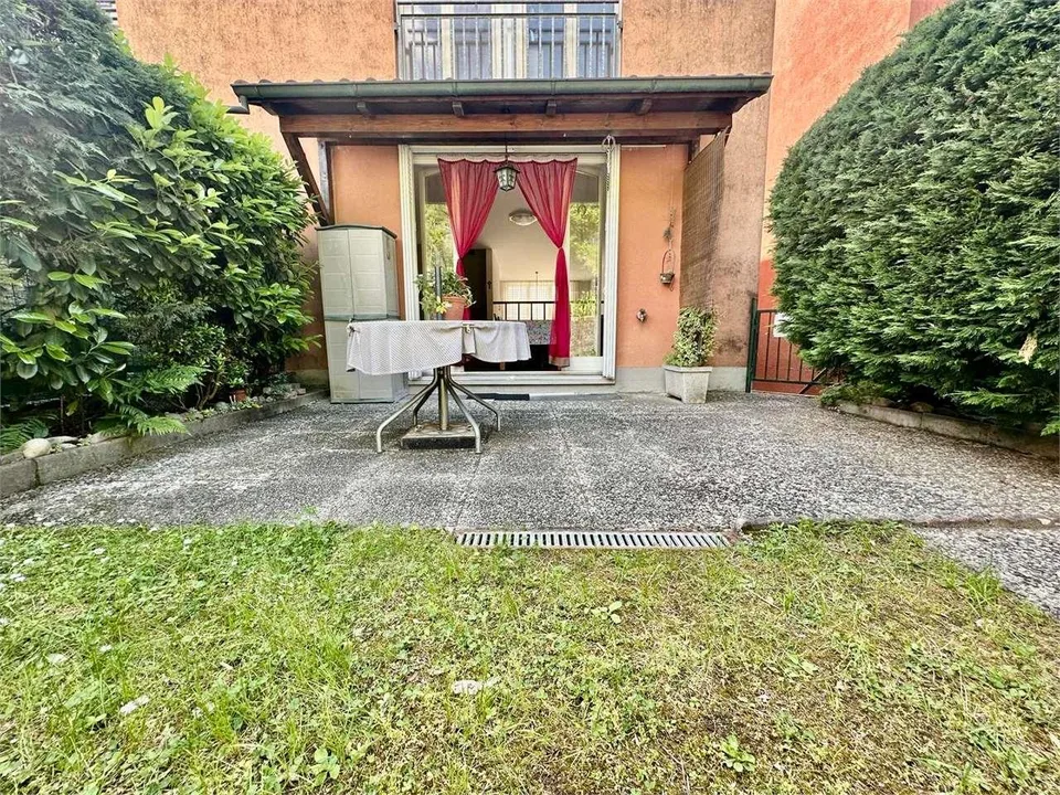 Casa nel verde a Seseglio con splendida vista aperta – foto 8 di 13