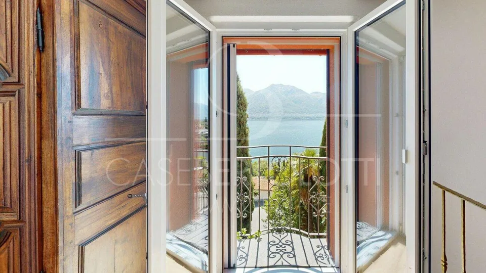 Villa mit Innenpool, Wohnsuite & Privatsphäre über dem Lago Maggiore