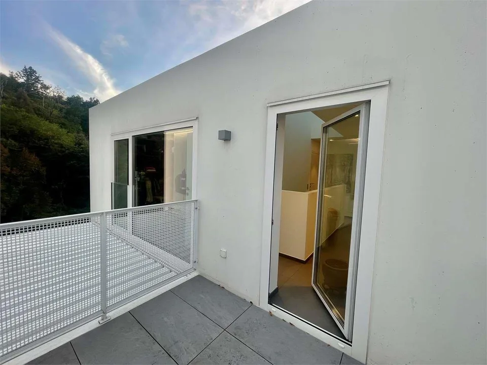 Villa unifamiliare moderna con vista aperta a Origlio – foto 10 di 13