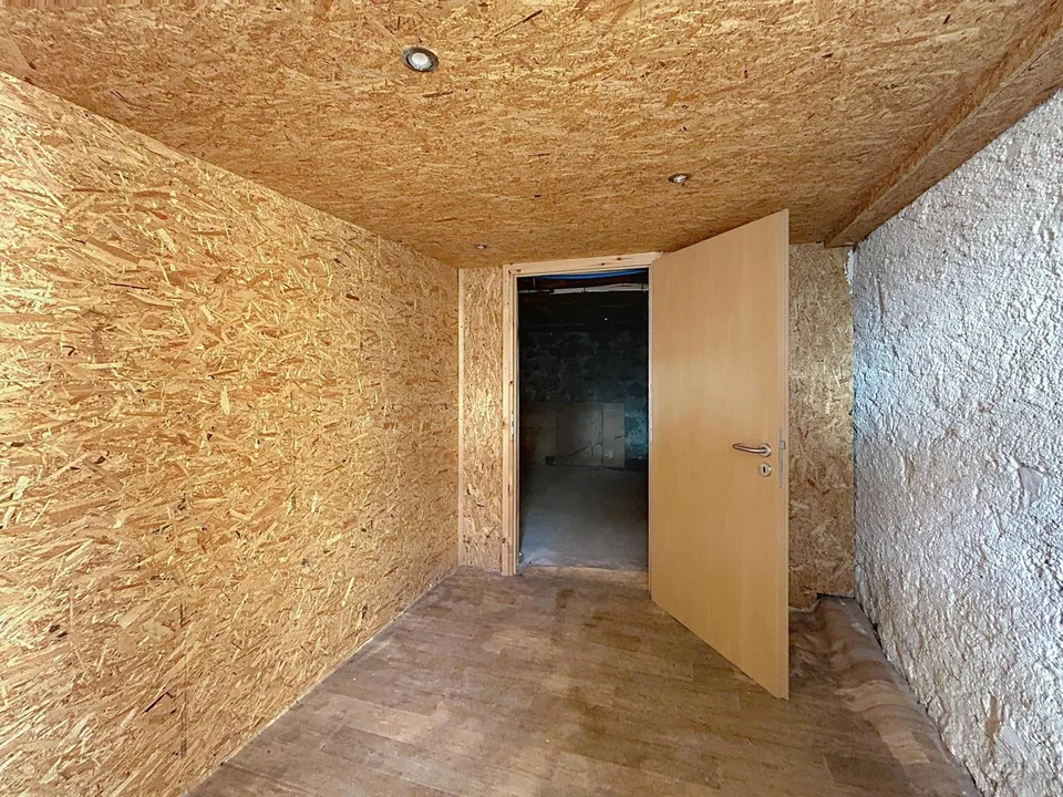 Einzelchalet mit 5.5 Zimmern und Anbau in La Collombaz – Foto 6 von 13