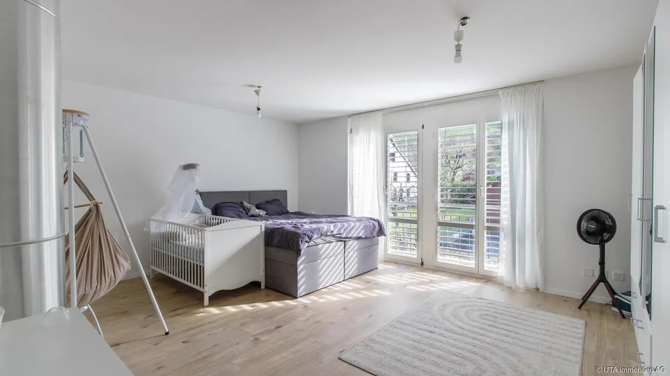Casa a schiera con molto spazio in una zona residenziale centrale