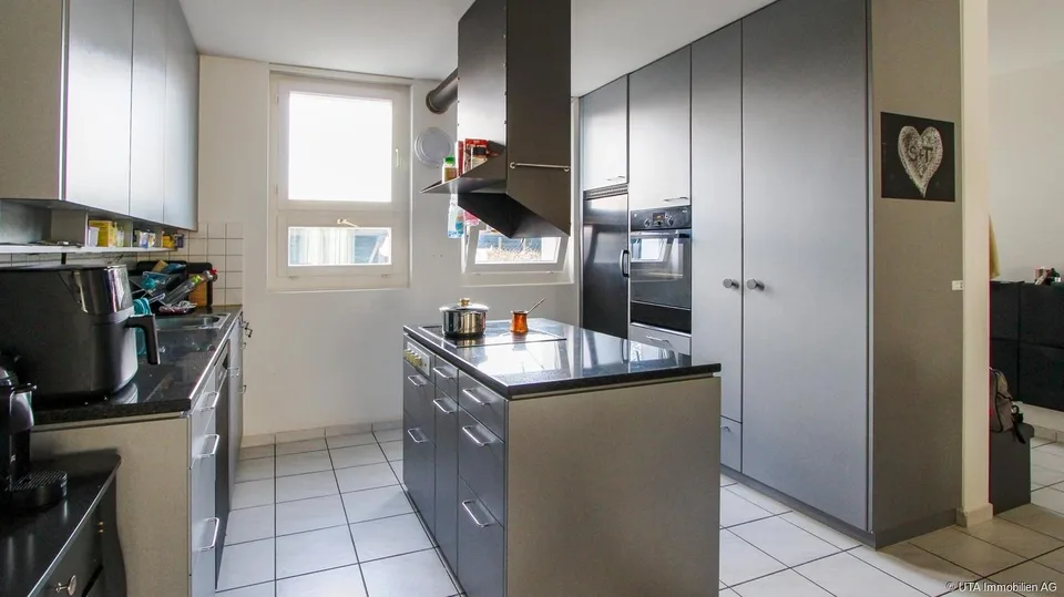 Casa a schiera con molto spazio in una zona residenziale centrale
