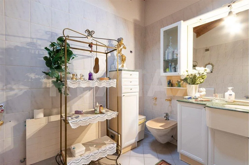 Appartamento duplex di 4.5 locali – Foto 13 von 13