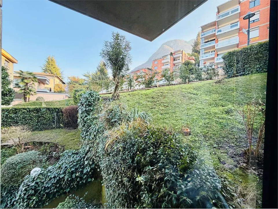 PARADISO - ampio 4.5 loc signorile con parziale vista lago – foto 10 di 13