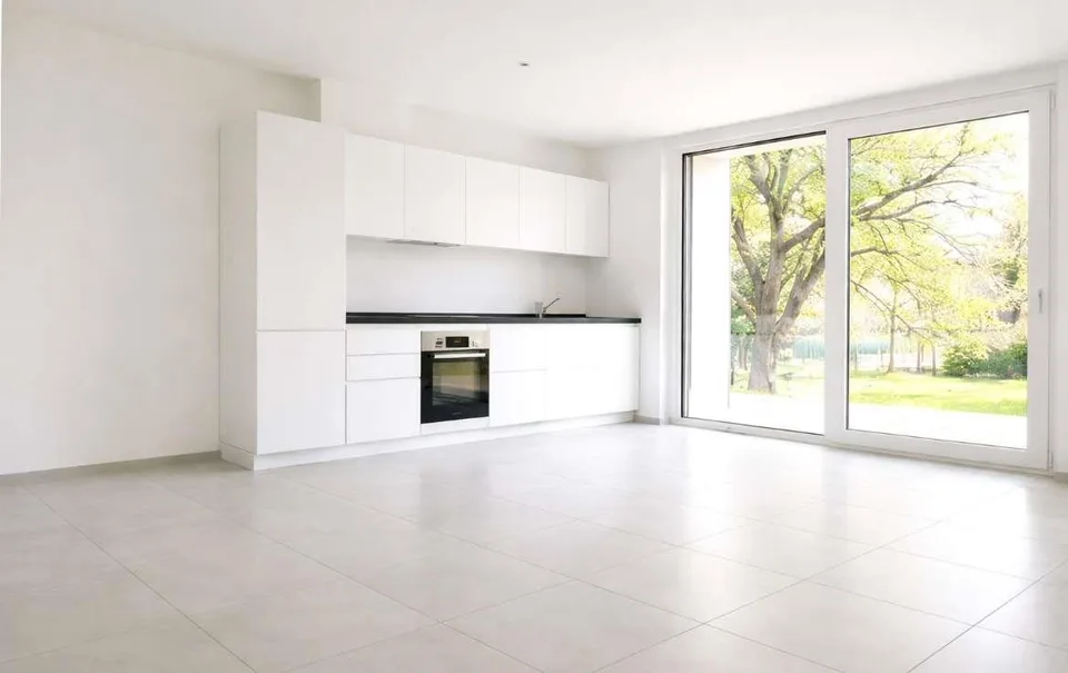 Appartement raffiné neuf avec jardin privé exclusif