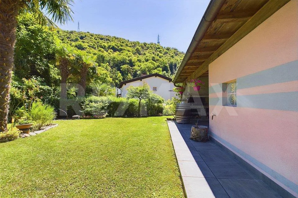 Incantevole proprietà con giardino in posizione da sogno – Foto 6 von 13