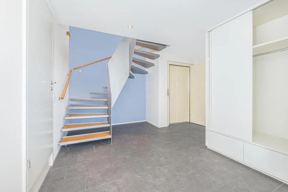 Ihr neues Zuhause mit Seesicht und viel Komfort – photo 11 of 15