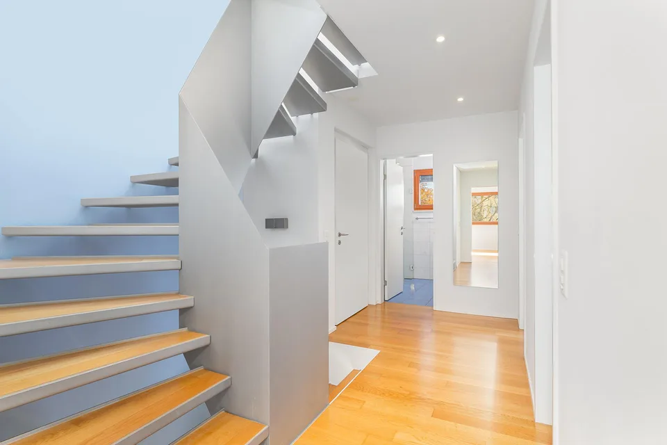 Ihr neues Zuhause mit Seesicht und viel Komfort – photo 12 of 15